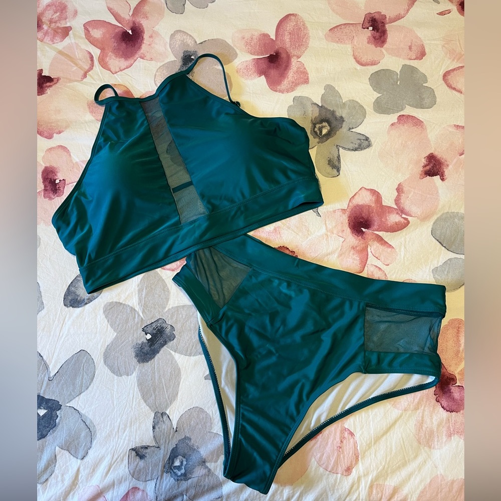 Women’s Shein bikini